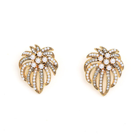 Geometric Diamond-Inlaid Pearl Stud Earrings